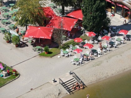 Photo: Strandkurhaus Waging am See